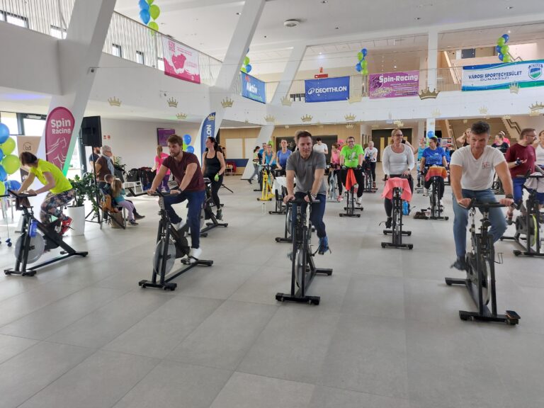 Több ezren mozdultak az Óriás tekerésen