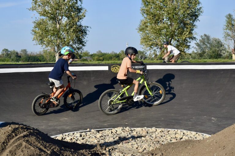 Több száz ingyenes szabadtéri sporthelyszín várja a mozogni vágyókat    